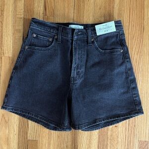 COPY - Abercrombie & Fitch black high rise dad shorts. Never worn